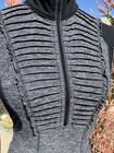 Lululemon Womens Yoga Jacket Longsleeve Gray Black  1/2 Zip Activewear Size 4 — photo 6
