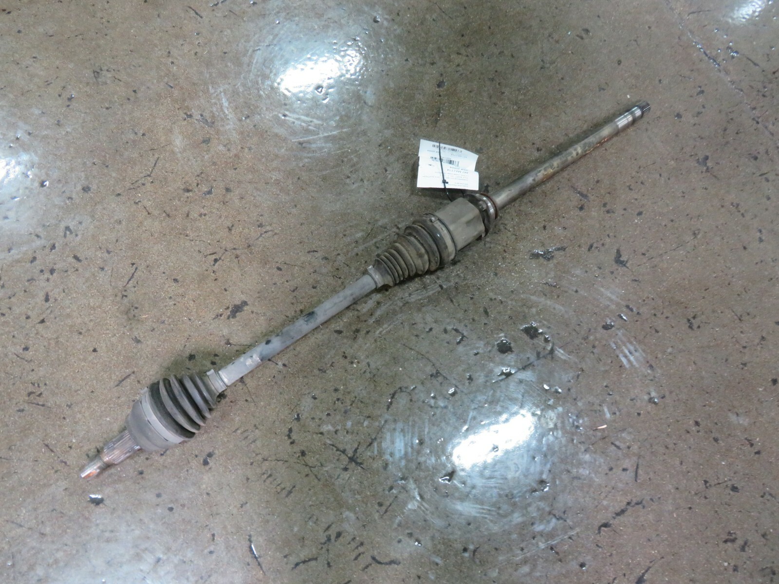 2014 Maserati Quattroporte, LH, Left Front Axle Shaft, Used, P/N 670032034