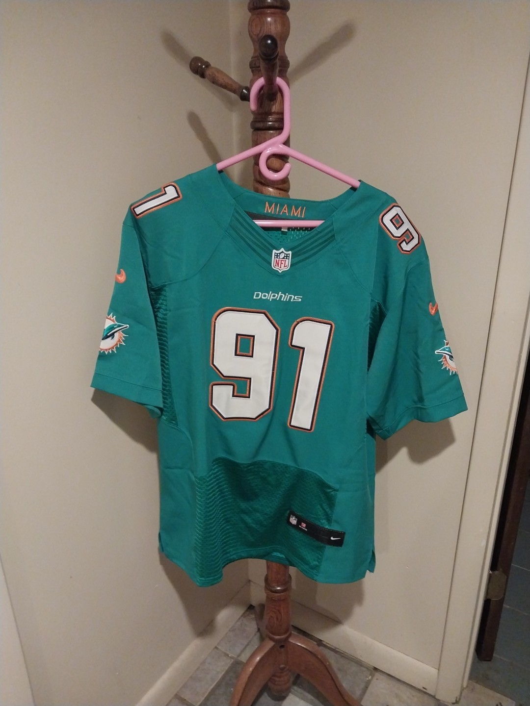 Picture 1 of 5