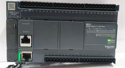Schneider Electr TM221CE40U Logic Controller, Modicon M221, 40io tr.npn ethernet