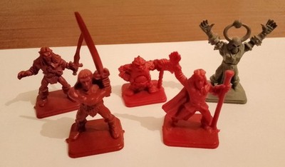 Ersatzteile Hero Quest MB Figuren  aus Liste auswählen Einzelverkauf
