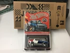 Hot Wheels RLC 2026 ’71 AMC Javelin AMX – Red Line Club In Hand