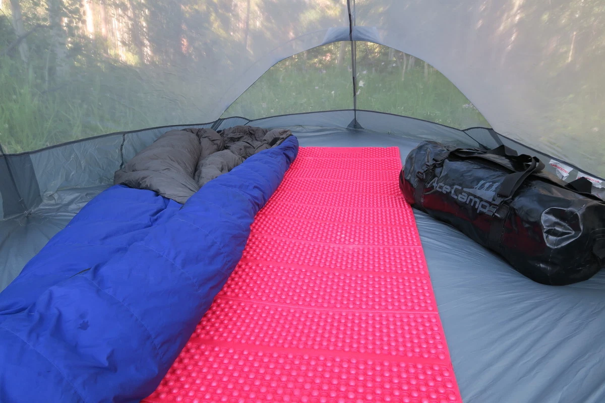 Accordion top sleeping pad