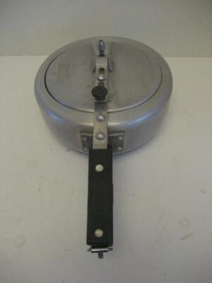 VINTAGE ORIGINAL CHETAK COMMANDO HEAVY BASE