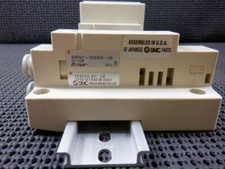 SMC SS5V1-16S30D-08U-C6 SS5V 08 Station Manifold Cassette Base