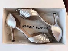 Vtg Manolo Blahnik Silver Sedaraby D'Orsay Pumps 2006 SATC Size 39.5