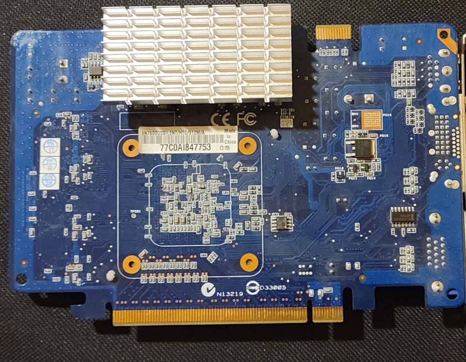 ASUS EN7600GS SILENT/HTD/512M GeForce 7600GS 512MB 128-bit GDDR2 - Image 2 of 4