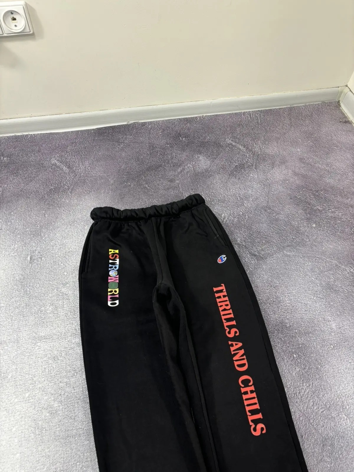 Champion X Travis Scott Astroworld Hype Black Sweatpants S image 3
