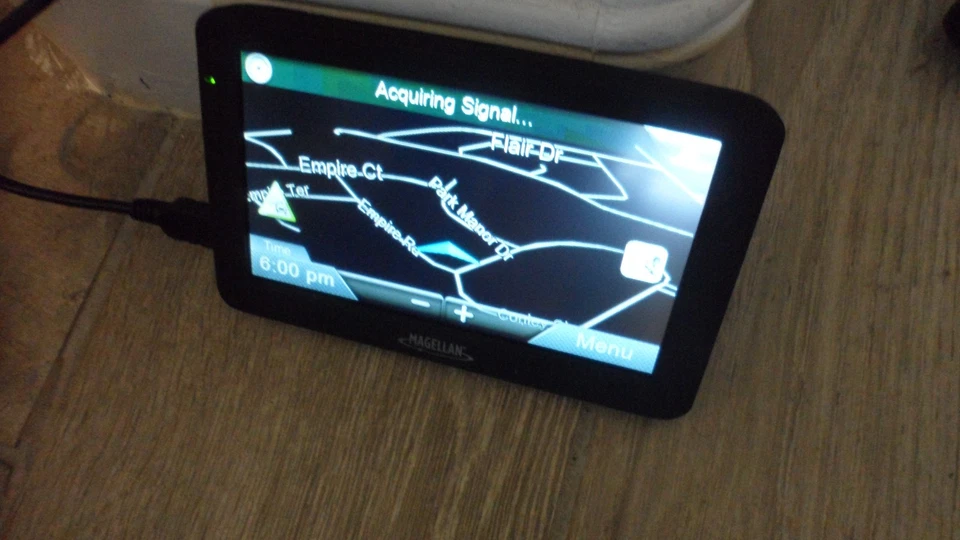 Magellan Roadmate 5635T-LM GPS Navigation Unit, Black 3D Landmarks NIB - Image 4 of 4