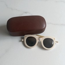 ILLESTEVA Cream Sunglasses Sunnies w/ Case