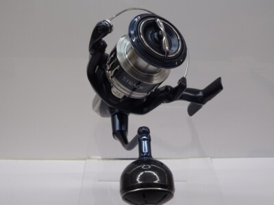 Shimano 20 Stradic SW 4000XG Spinning Reel Saltwater Fishing Very