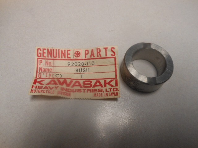 その他 S NOS Kawasaki Bushing 73-75 F11 92028-110 | eBay