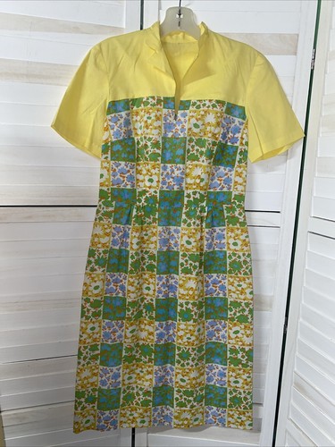 Vintage 50s Handmade Yellow Cotton Cottage Floral House Dress Size Medium