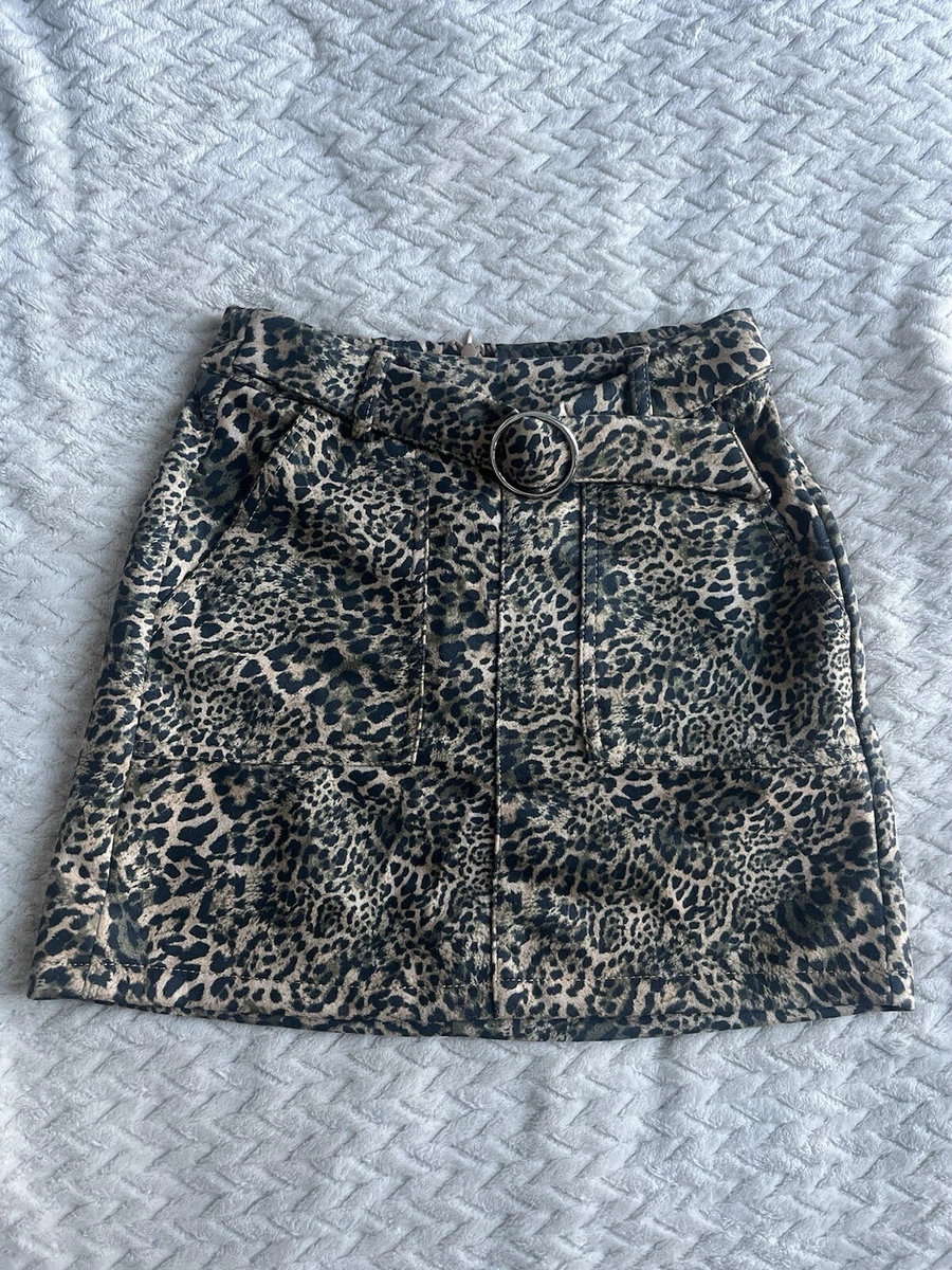 Minifalda BERSHKA Bronceada Leopardo Estampado Animal Cinturón XS