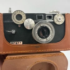 Vintage 1950's Argus 50MM Rangefinder C3 Camera w/Film/Leather Case "The Brick"