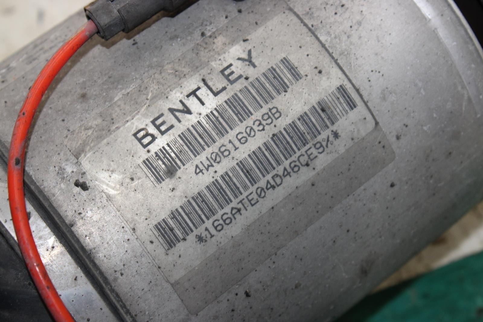 Bentley Flying Spur 2013-2018 Front Left Air suspension strut