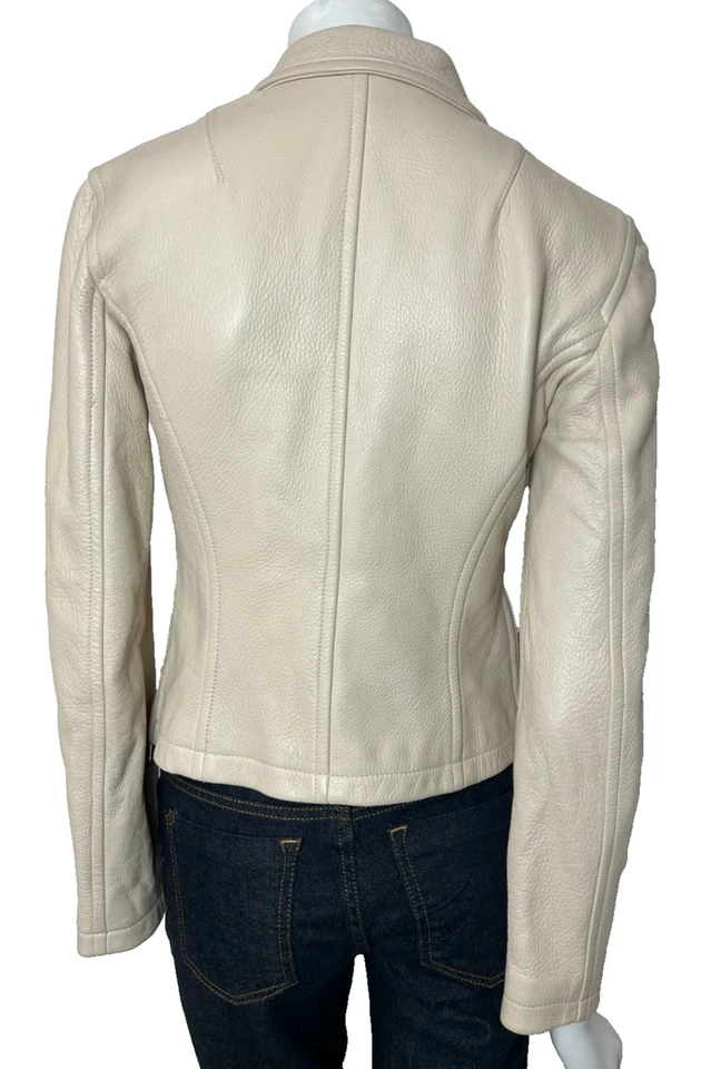 Chaqueta de Cuero Colección Donna Karan Talla Pequeña Piel de Ciervo Hecha en EE. UU. Cremallera Cruda Usada en Excelente Condición Foto 4 de 4