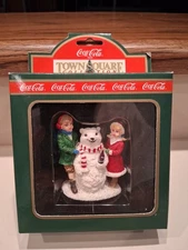 COCA COLA TOWN SQUARE COLLECTION #64329 "SNOWBEAR" - NEW IN BOX