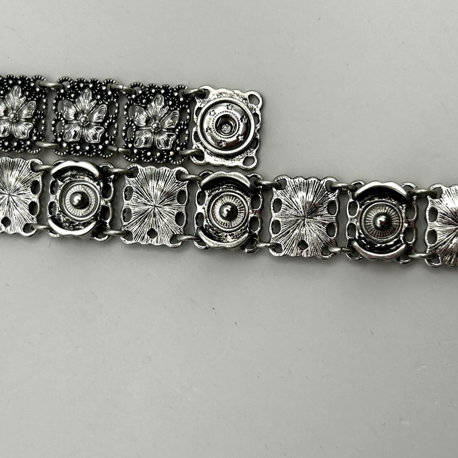 Banana Republic Adjustable Statement Snap Closure… - image 5