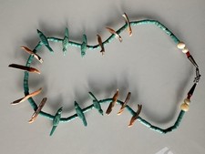 Zuni Native American bird fetish necklace ~ turquoise heishi beads shell carving