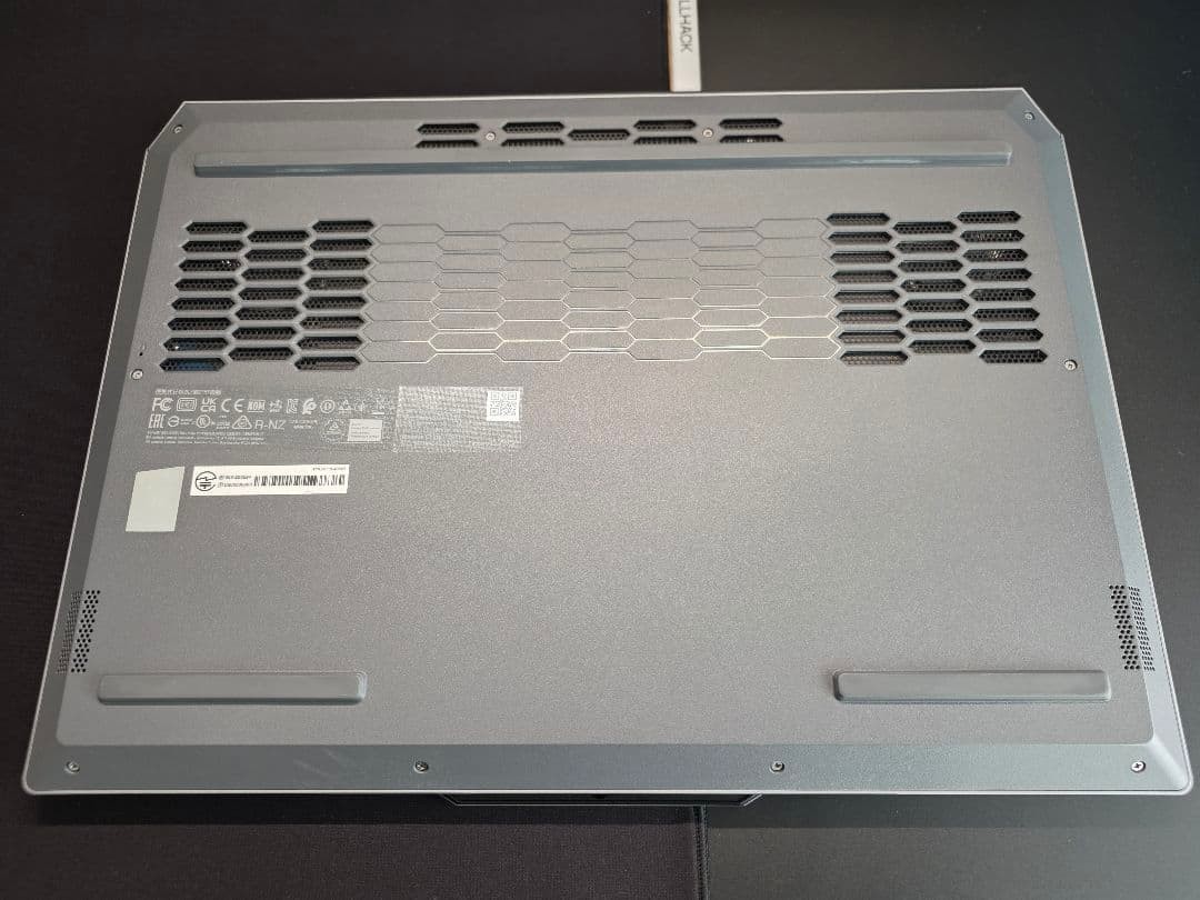 Lenovo LOQ 15IRX9 i7-13650HX RTX 4060 Lunar 2