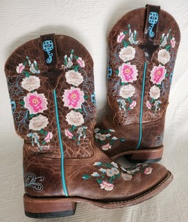 Macie Bean western boots embroidered girls size 2 brown multicolor rose garden