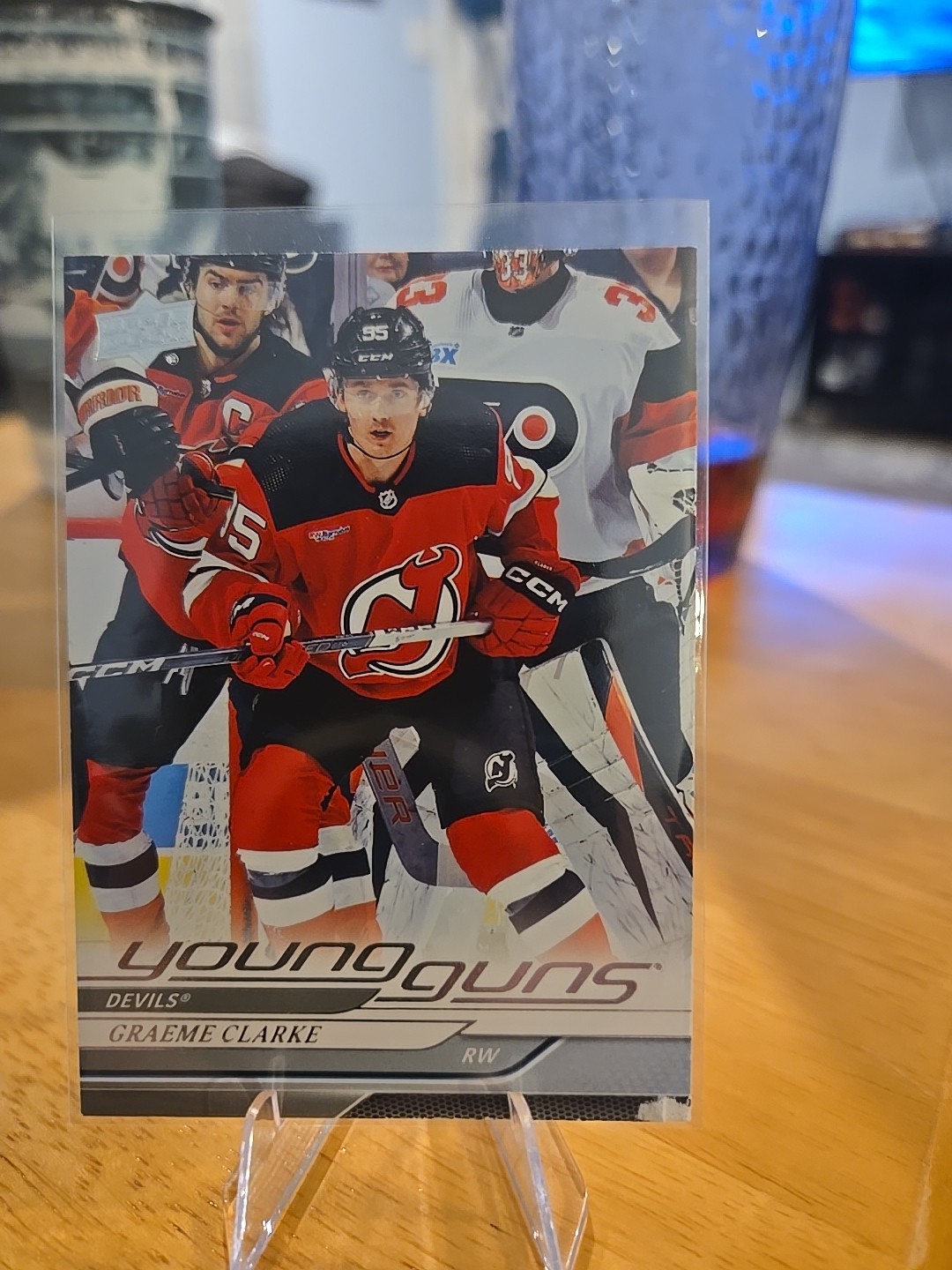 2024-25 Upper Deck Series 1 - Young Guns Graeme Clarke #224 (RC)