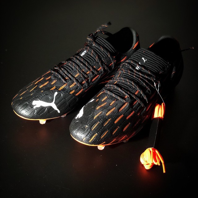 puma future black orange