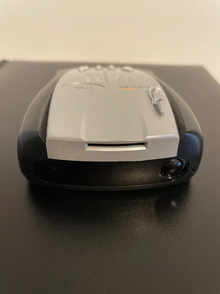 Whistler DE-1743 Radar Detector - Untested - No power cord - Image 3 of 3