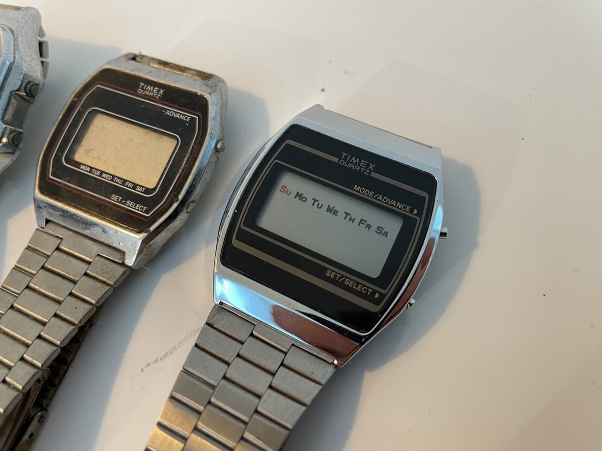 時計 TIMEX classic digital silver INDIGLO Timex Men's Classic Digital Silver-Tone 34mm INDIGLO Casual
