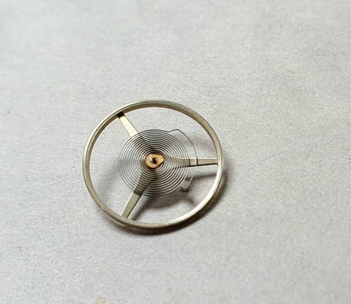 ETA 1302 - 721 Balancier Avec Spiral Plat  à L'unité  - Balance With Flat Hairspring Regulated Per Unit