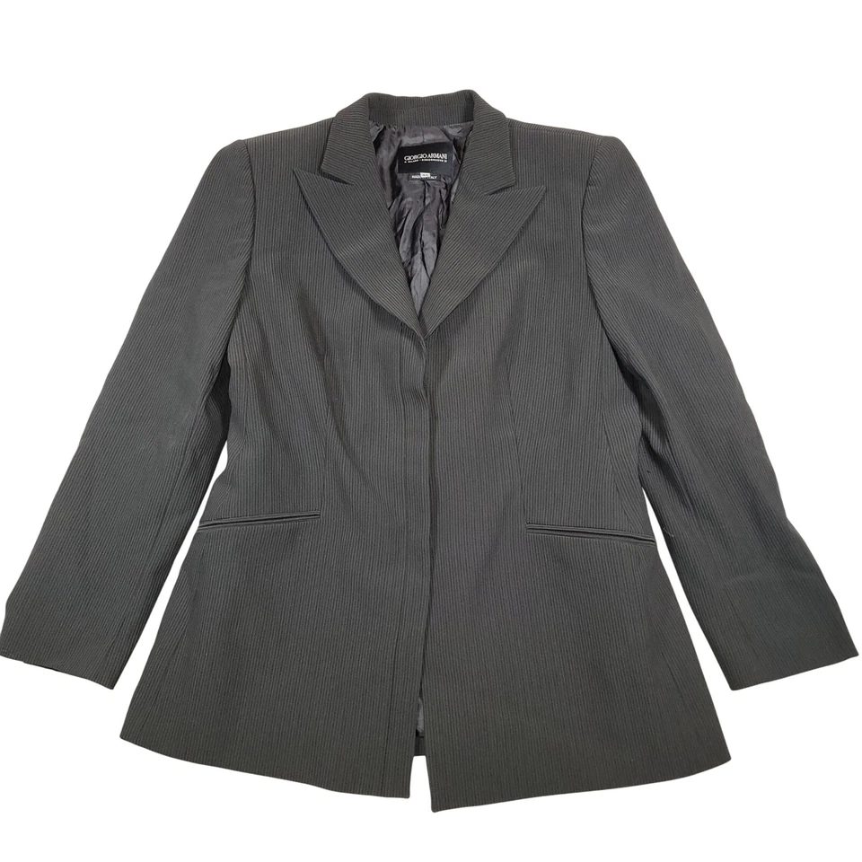 Куртка блейзер женская Giorgio Armani шерстяная смесь размер IT 48 США 10 черная в тонкую полоску - Изображение 2 из 4