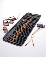 32-Pc. Ultimate Makeup Brush Set Make Up Brushes Kit with Bag