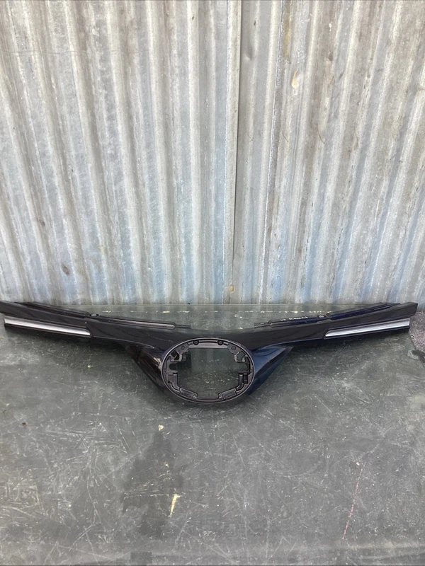 2016 2017 2018 TOYOTA RAV 4 GRILLE 53101-42410 USED OEM