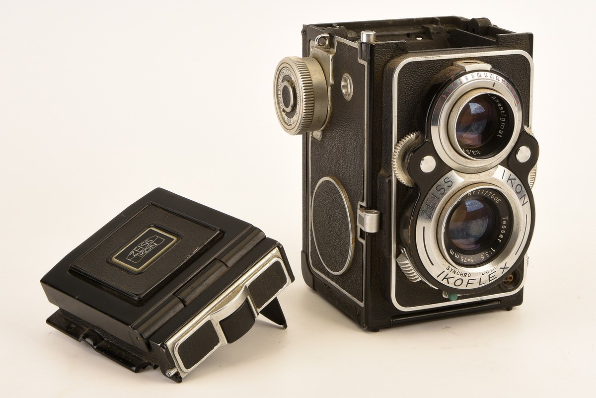 Zeiss Ikon Ikoflex Favorit 887/16 120 Roll Film 6x6 TLR Camera AS
