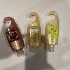 Avon Naturals Shower Gel Set   Cranberry  Cinnamon, Gardenia, Gardenia Blossom