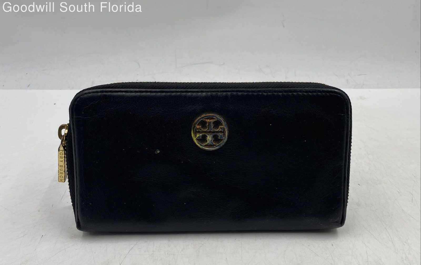 Authentic Tory Burch Womens Black Leather Continental Zip-Around Wallet Stained