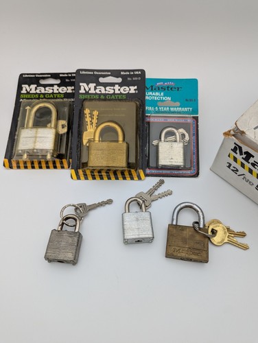 Caja de candados masterlocks antiguos vintage 500-D 105-D con llaves nuevo stock antiguo NOS - Imagen 2 de 5