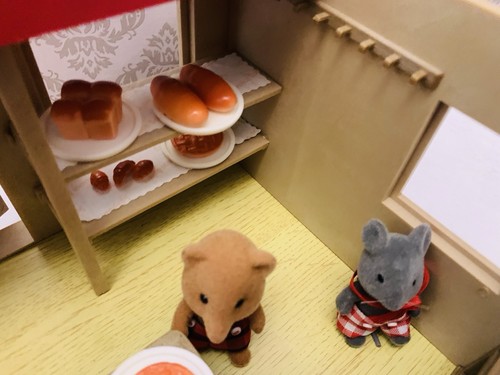 Sylvanian Families Vintage Bakery With Original Box And Figures (L) - Picture 8 of 12