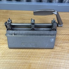 VTG Hunt Manufacturing Co Boston Heavy Duty 3 Hole Paper Punch Made in USA Works