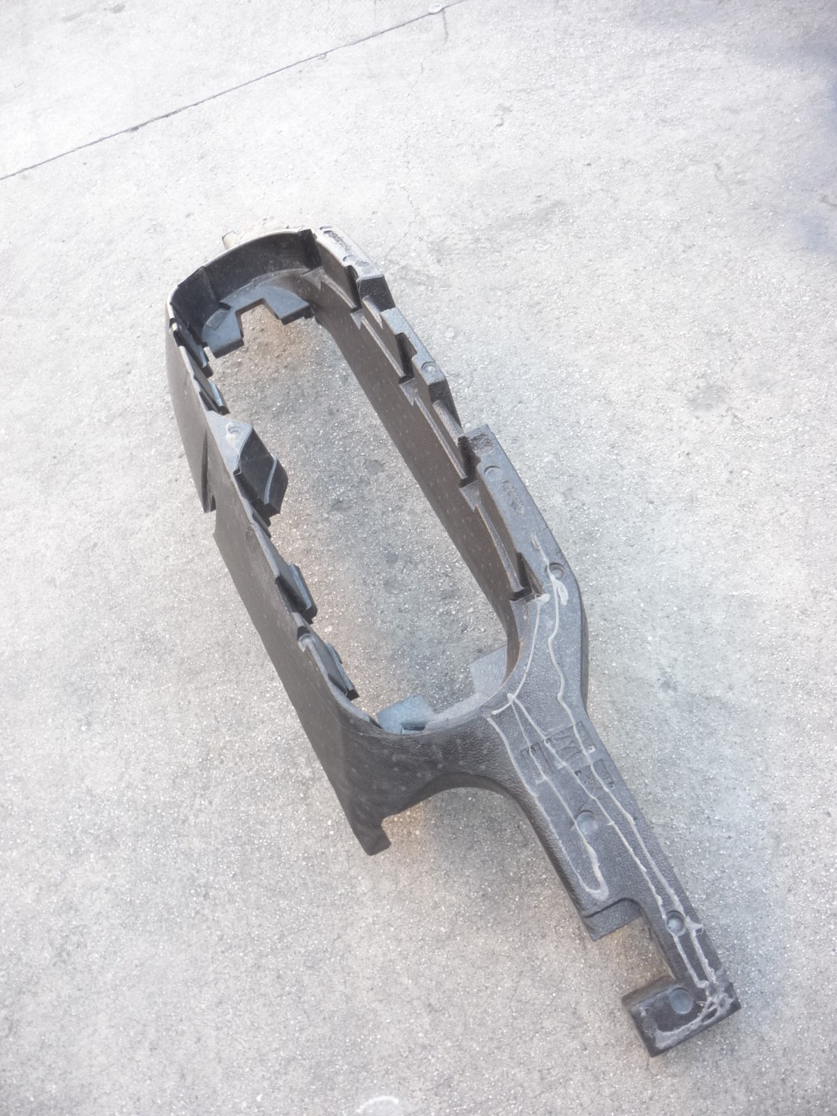 2005-2008 Maserati Quattroporte M139 Front Bumper Foam Absorber 80370400 OEM