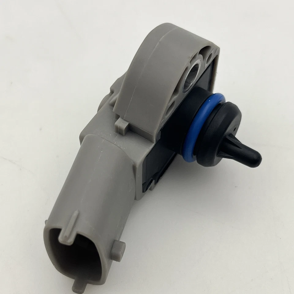 Fuel Rail Pressure Sensor For Volvo XC60 XC90 V60 S40 V50 XC70 S80 0261230238 - Imagem 4 de 4