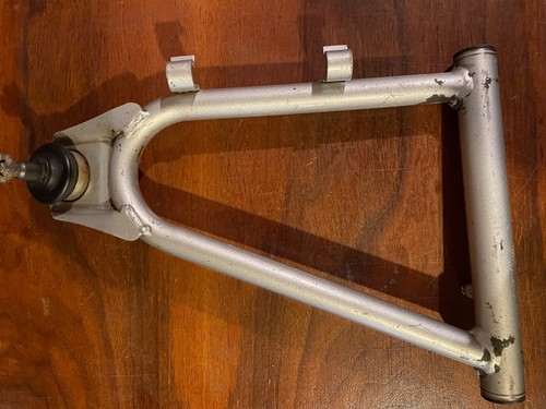 Yamaha Banshee UPPER A ARM SHIFTER side 91-06 left OEM ball joint NICE SEE PIC A