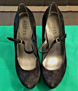 guess black suede heels