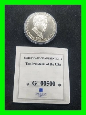 2004 George W Bush $10 Coin Republic of Liberia KM #830 - Image 1 of 4