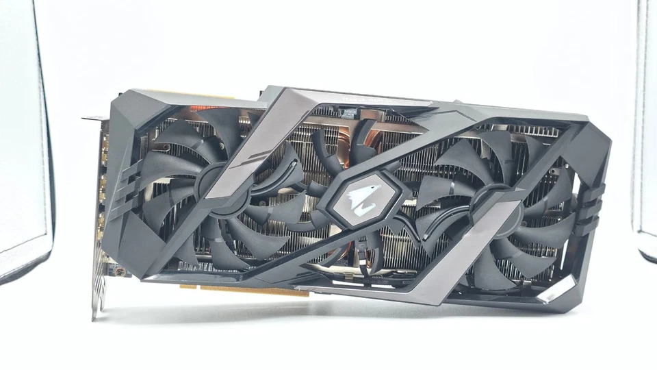 Gigabyte AORUS GeForce RTX 2080 Ti XTREME 11G (GV-N208TAORUS X-11GC) – Excellent - Image 3 of 4