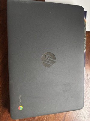 HP Chromebook 11-v020wm  Laptop Pre Owned With Battery Charger Untested 