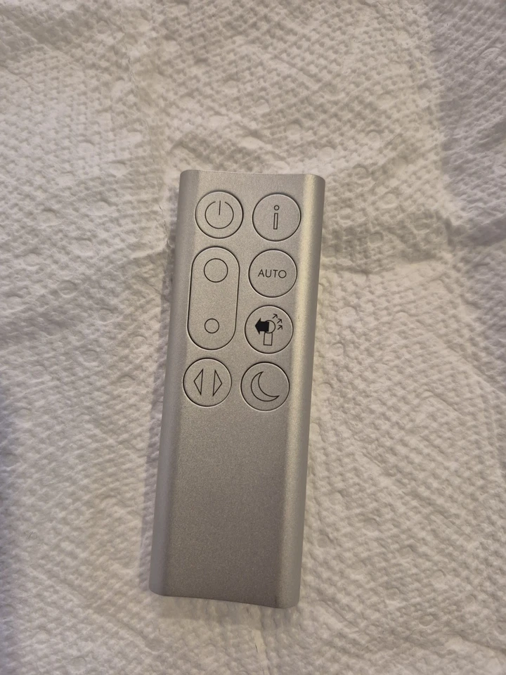 Dyson Pure Cool Air Purifier DP04 Desk Fan White/Silver - Image 2 of 4