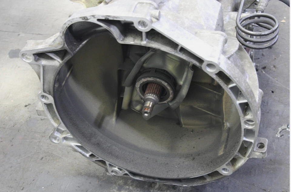 Porsche Boxster S 986 2000 transmisión manual de 6 velocidades 6MT 00-04 Foto 2 de 4