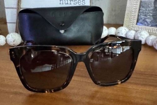 DIFF eyewear, BELLA style, brown kombu and polarized sunglasses